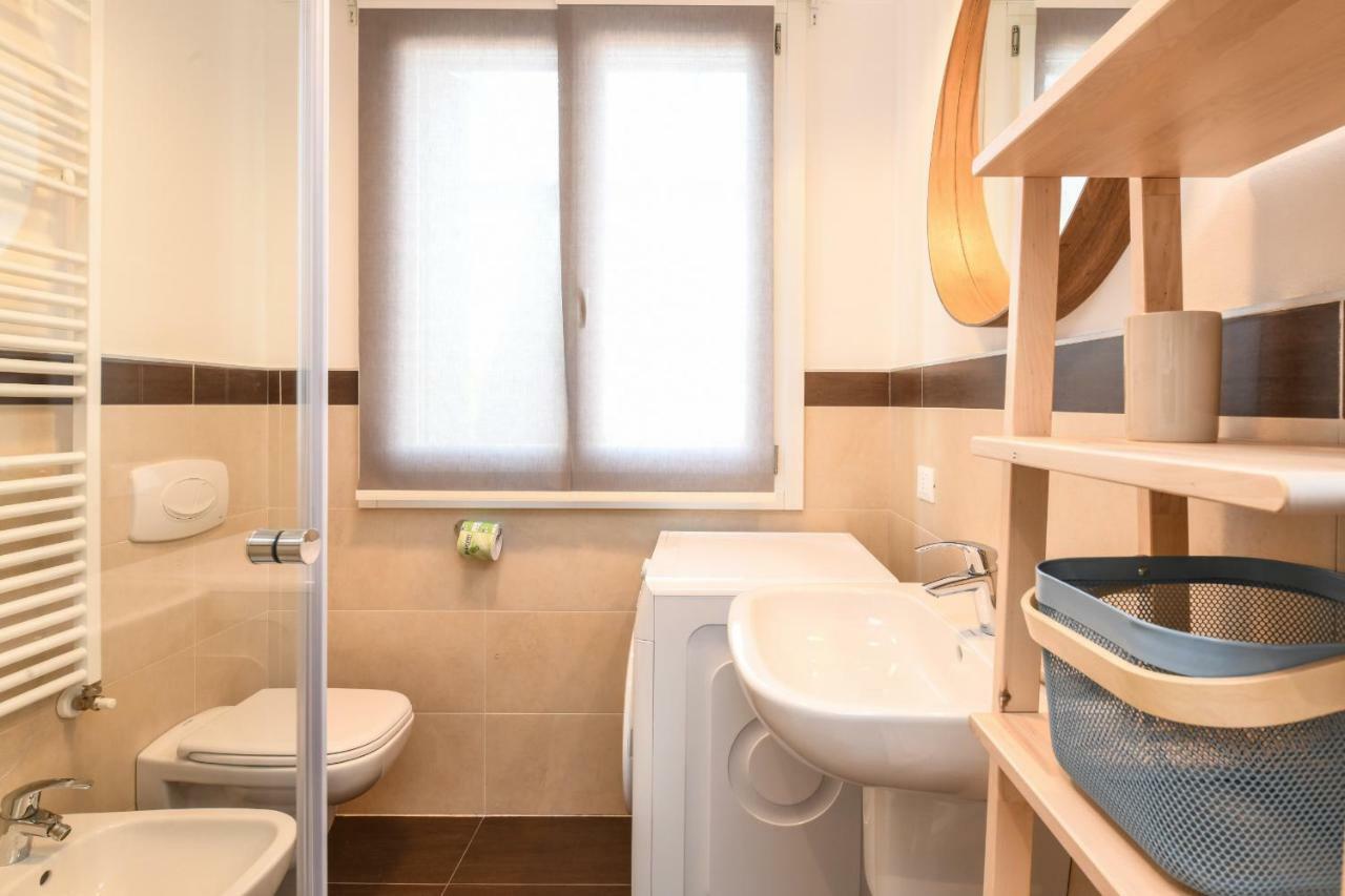 פסקיארה דל גארדה My Peschiera Family Home Deluxe מראה חיצוני תמונה